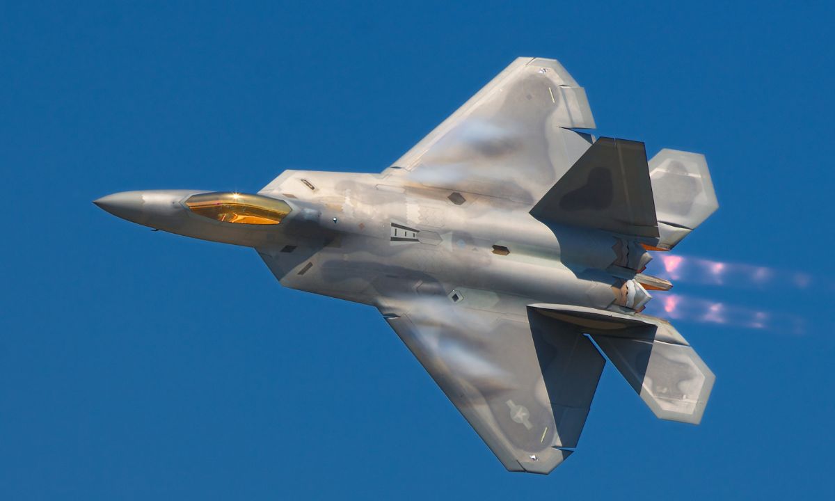 F-22 Raptor