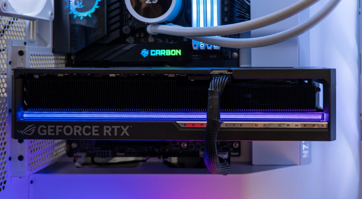 test de la rog astral rtx 5090